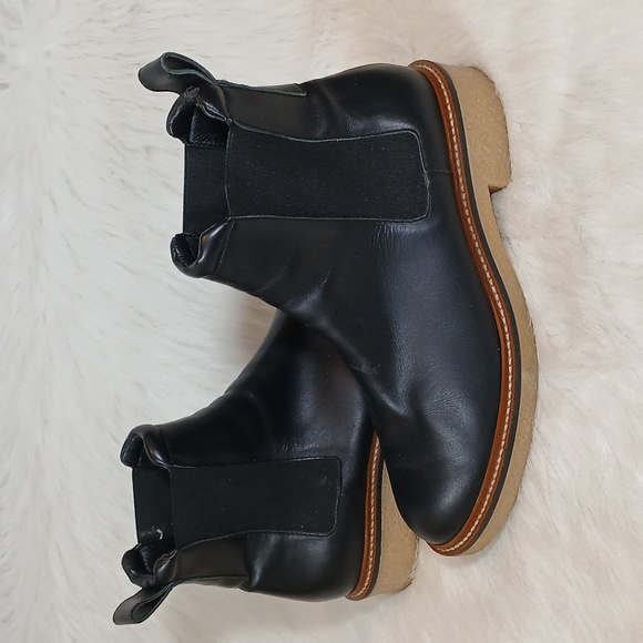 Everlane The Italian Leather Chelsea Boot In Black Women's Gum Outsole Sz 8 - Picture 3 of 8